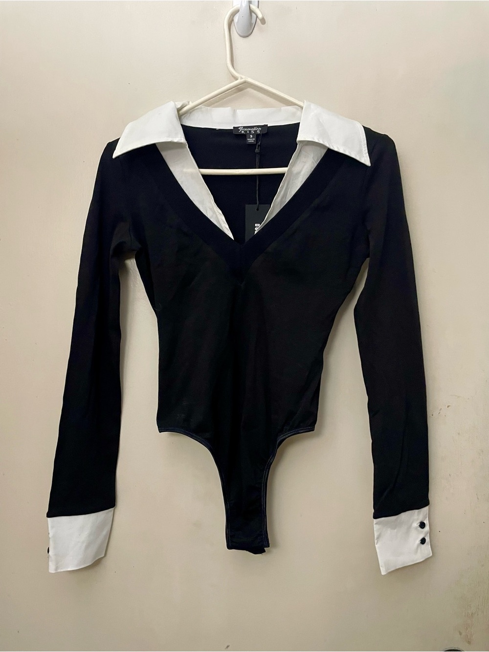 Dolls Kill Generation Kiss Black Long Sleeve Bodysuit size small NWT